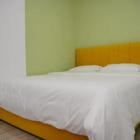 Modern In Center 1-bedroom Apartment