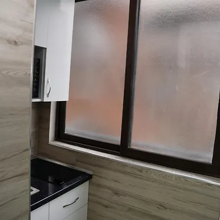 Apartment Modern In Center 1-bedroom *